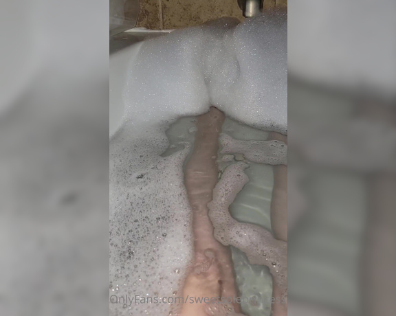 Megan Fletcher aka sweetsoleprincess OnlyFans - Back in the bath Yes I take alot of bath videos Why not! Its one