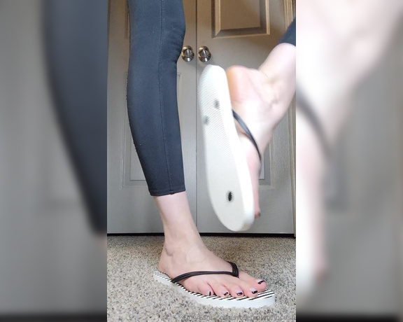 Megan Fletcher aka sweetsoleprincess OnlyFans - Do my flip flops make you hard Theyre already so sweaty and stinky