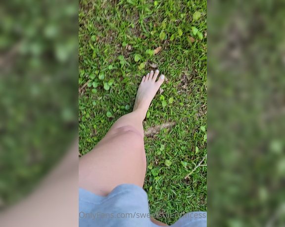 Megan Fletcher aka sweetsoleprincess OnlyFans - I take my sandals off and go for a walk outside! At the end, I show