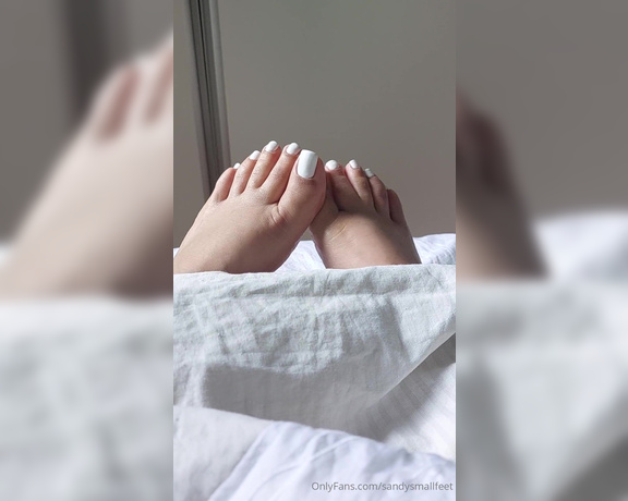 Mica Sandy aka sandysmallfeet OnlyFans - If you wake up next