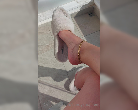 Mica Sandy aka sandysmallfeet OnlyFans - Im doing such a good job making this slides extra stinky