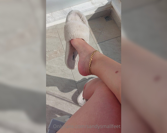 Mica Sandy aka sandysmallfeet OnlyFans - Im doing such a good job making this slides extra stinky