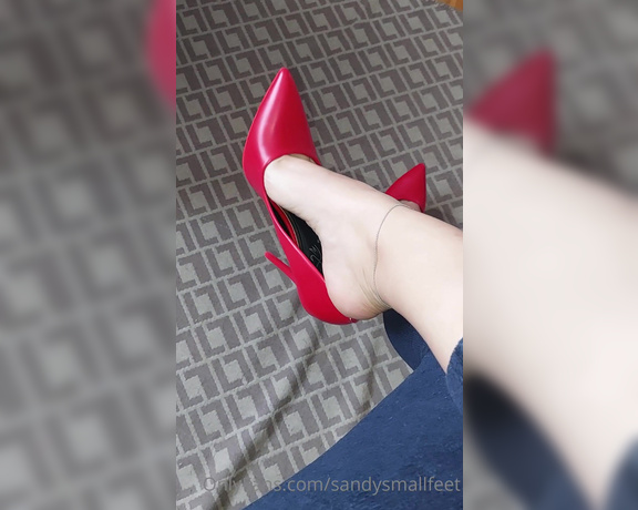 Mica Sandy aka sandysmallfeet OnlyFans - Im in love with my new red stilletos ! And I love dangling for you