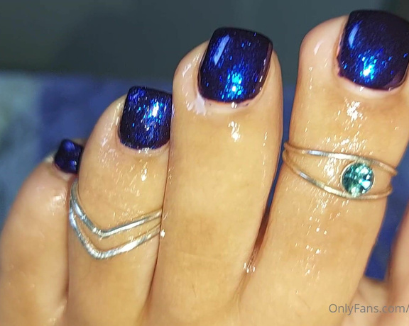 Mica Sandy aka sandysmallfeet OnlyFans - Oily sparkling blue toes with toe rings, extreme closeup, feels like I am there with you