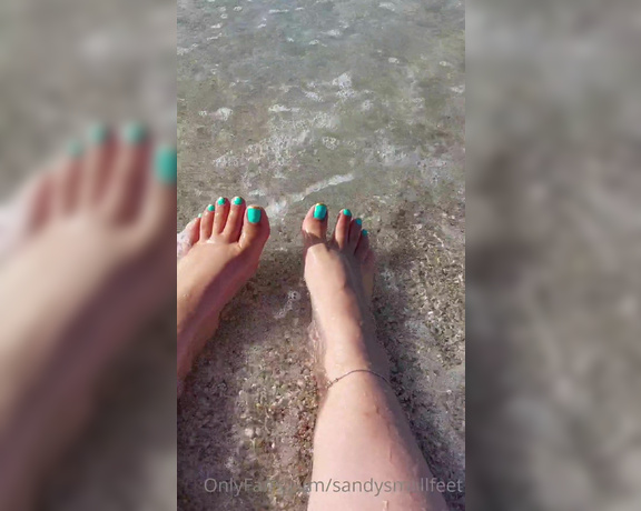 Mica Sandy aka sandysmallfeet OnlyFans - Waves splashing my sexy feet what is more sexy than that