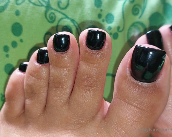 Mica Sandy aka sandysmallfeet OnlyFans - Prefect length, black shine, my toes are just perfect for big load of cum! Ruin