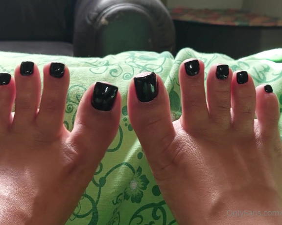 Mica Sandy aka sandysmallfeet OnlyFans - Prefect length, black shine, my toes are just perfect for big load of cum! Ruin