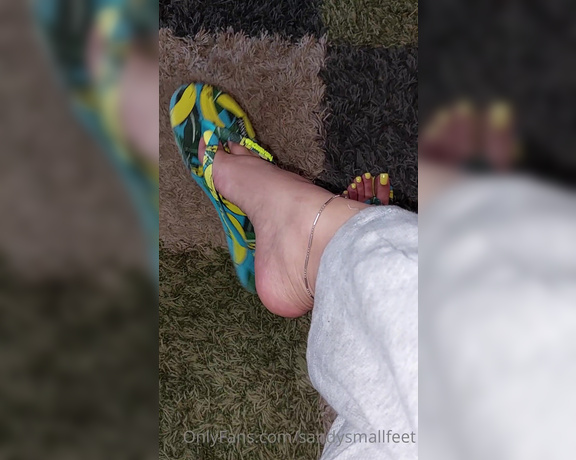 Mica Sandy aka sandysmallfeet OnlyFans - You are my friend, and wanted to brag about my new pedi, just to find out