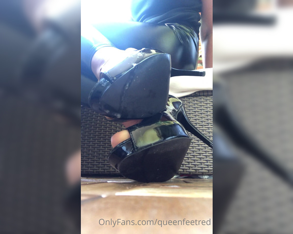 Queenfeetred aka queenfeetred OnlyFans - Spit on my shiny heels