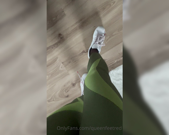 Queenfeetred aka queenfeetred OnlyFans - Sweaty