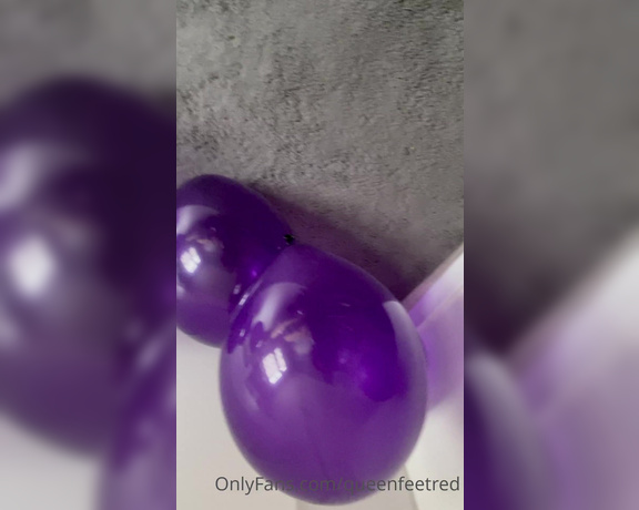 Queenfeetred aka queenfeetred OnlyFans - I little scared when balloons popped hahah