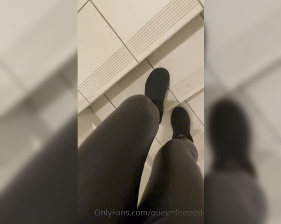 Queenfeetred aka queenfeetred OnlyFans - Is soo nice feelings to wear Uggs barefoot
