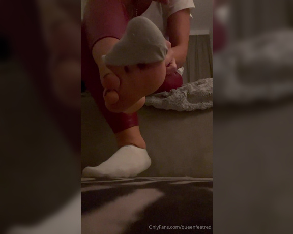 Queenfeetred aka queenfeetred OnlyFans Video 6970
