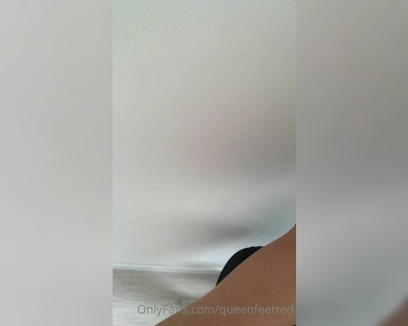 Queenfeetred aka queenfeetred OnlyFans Video 2465