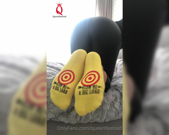 Queenfeetred aka queenfeetred OnlyFans - Blow me a big load”