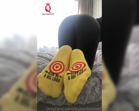 Queenfeetred aka queenfeetred OnlyFans - Blow me a big load”