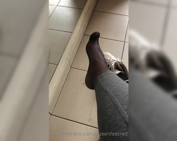 Queenfeetred aka queenfeetred OnlyFans Video 50