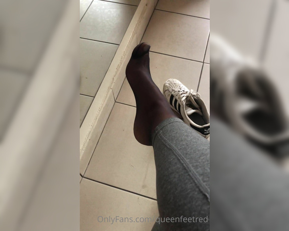 Queenfeetred aka queenfeetred OnlyFans Video 50