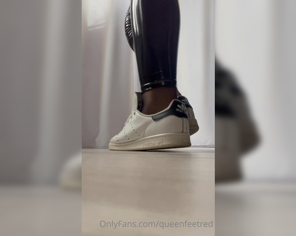 Queenfeetred aka queenfeetred OnlyFans Video 8485