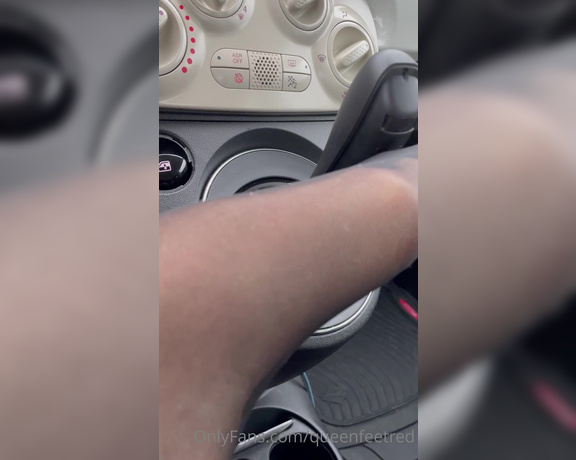 Queenfeetred aka queenfeetred OnlyFans - Fun in car