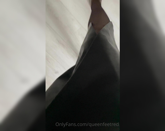 Queenfeetred aka queenfeetred OnlyFans Video 8590