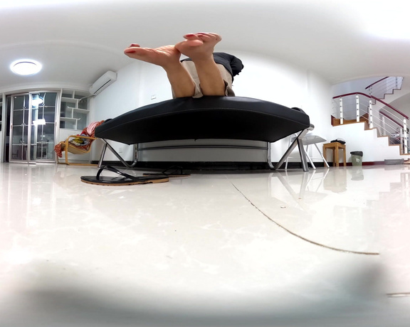 Anna goddess Fantasy Wonderland - Anna goddess Fantasy Wonderland - Anna Crushed A Toy Car 360Vr (Сlips4sale)