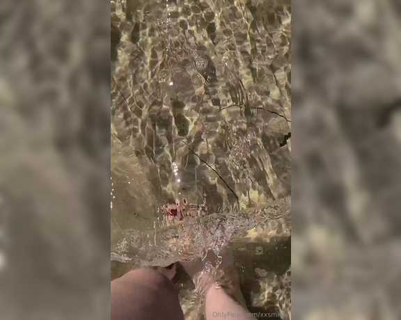 XXSmiley aka xxsmiley OnlyFans - Red pedicure in the water at the beach