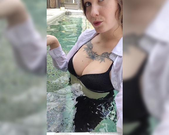 XXSmiley aka xxsmiley OnlyFans - Business outfit in the pool Before and after the wetlook