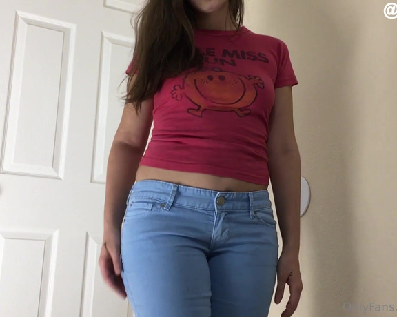 XXSmiley aka xxsmiley OnlyFans - POV panty sniffing custom