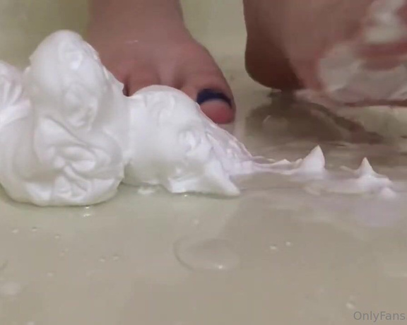 XXSmiley aka xxsmiley OnlyFans - Stomping and stepping on shaving cream