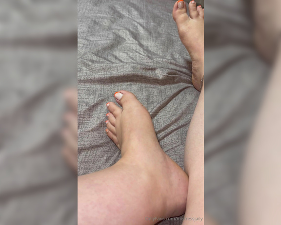 Mistress Jaily aka mistressjaily OnlyFans - Some naughty feet