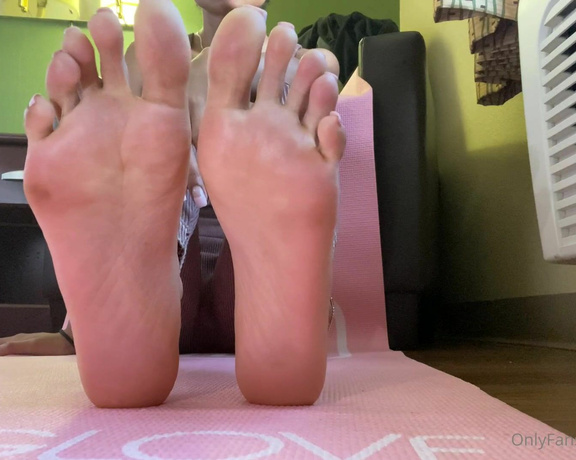 CravinTae aka cravintae OnlyFans - Sole soothing