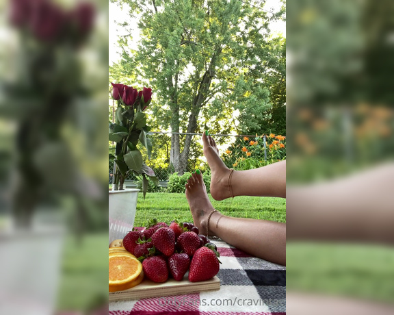 CravinTae aka cravintae OnlyFans - Relax & Picnic with
