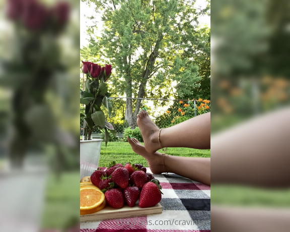 CravinTae aka cravintae OnlyFans - Relax & Picnic with