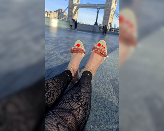 FeetBySherri aka feetbysherri OnlyFans - London Bridge