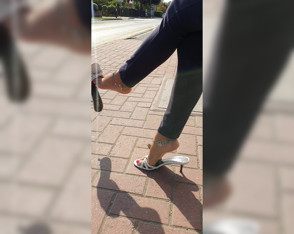 FeetBySherri aka feetbysherri OnlyFans - Bus Stop Vibes !