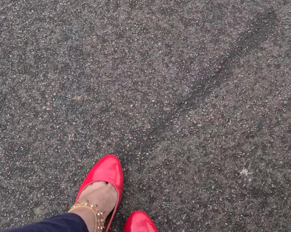 FeetBySherri aka feetbysherri OnlyFans - Dangling on the high street in my red shoes