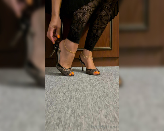 FeetBySherri aka feetbysherri OnlyFans - Dancing to Jalebi Baby