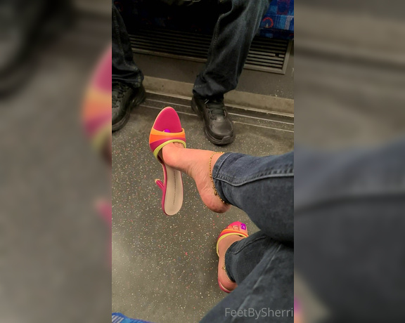 FeetBySherri aka feetbysherri OnlyFans - Rainbow toes and beautiful shoes