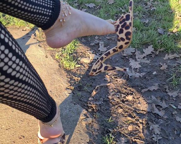 FeetBySherri aka feetbysherri OnlyFans - Dangling in the park on a winters day