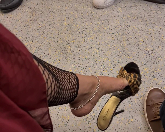 FeetBySherri aka feetbysherri OnlyFans - Train dangle