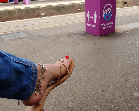 FeetBySherri aka feetbysherri OnlyFans - Train platform tease