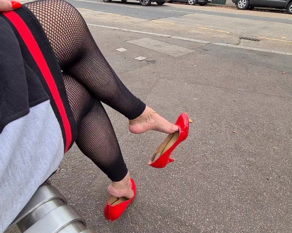 FeetBySherri aka feetbysherri OnlyFans - The famous red shoes are back !