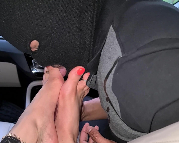 FeetBySherri aka feetbysherri OnlyFans - Having my feet worshipped in the backseat of his car @hubby