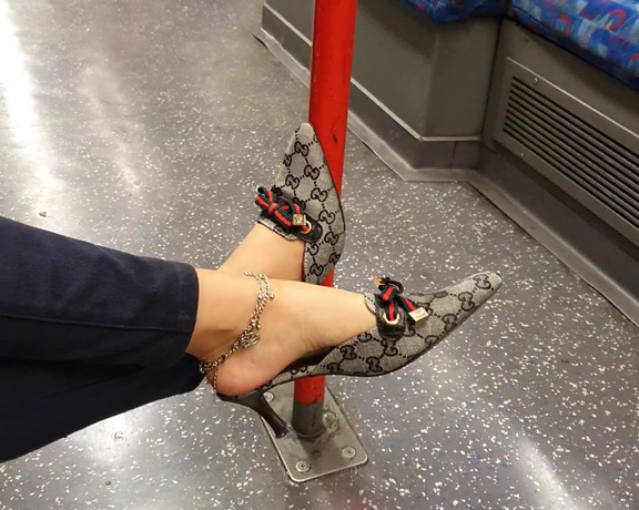 FeetBySherri aka feetbysherri OnlyFans - Train vibes !