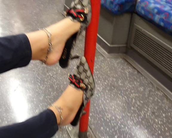 FeetBySherri aka feetbysherri OnlyFans - Train vibes !