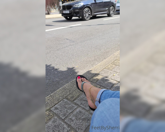 FeetBySherri aka feetbysherri OnlyFans - On the High Street