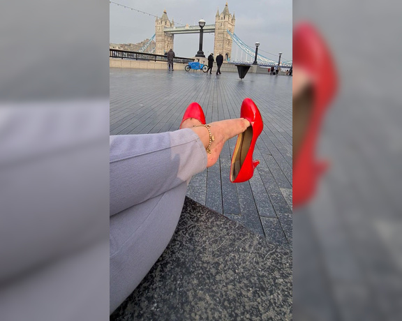 FeetBySherri aka feetbysherri OnlyFans - London life