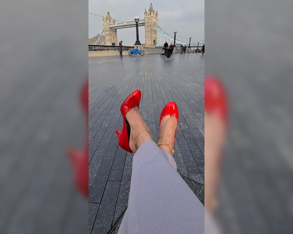 FeetBySherri aka feetbysherri OnlyFans - London life