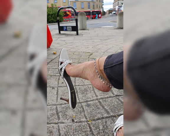 FeetBySherri aka feetbysherri OnlyFans - Public teasing